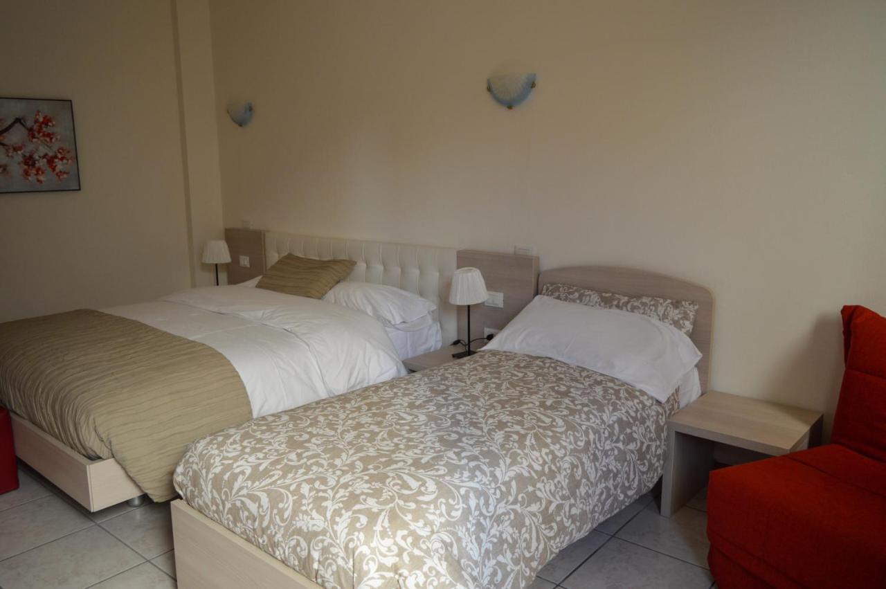 La Contrada Bed & Breakfast Sarnico Exterior photo
