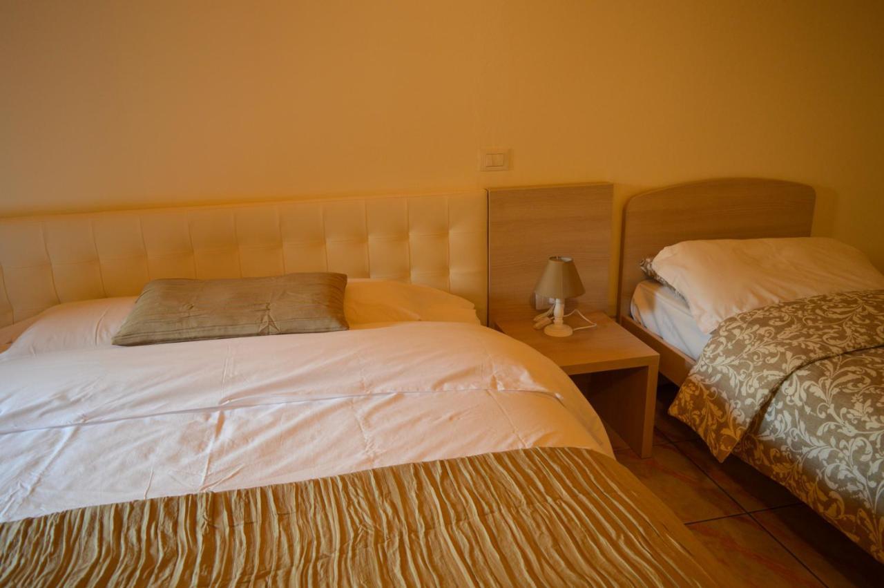 La Contrada Bed & Breakfast Sarnico Exterior photo