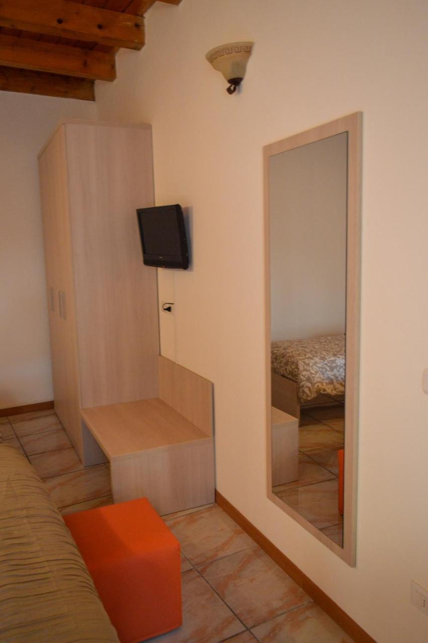 La Contrada Bed & Breakfast Sarnico Exterior photo
