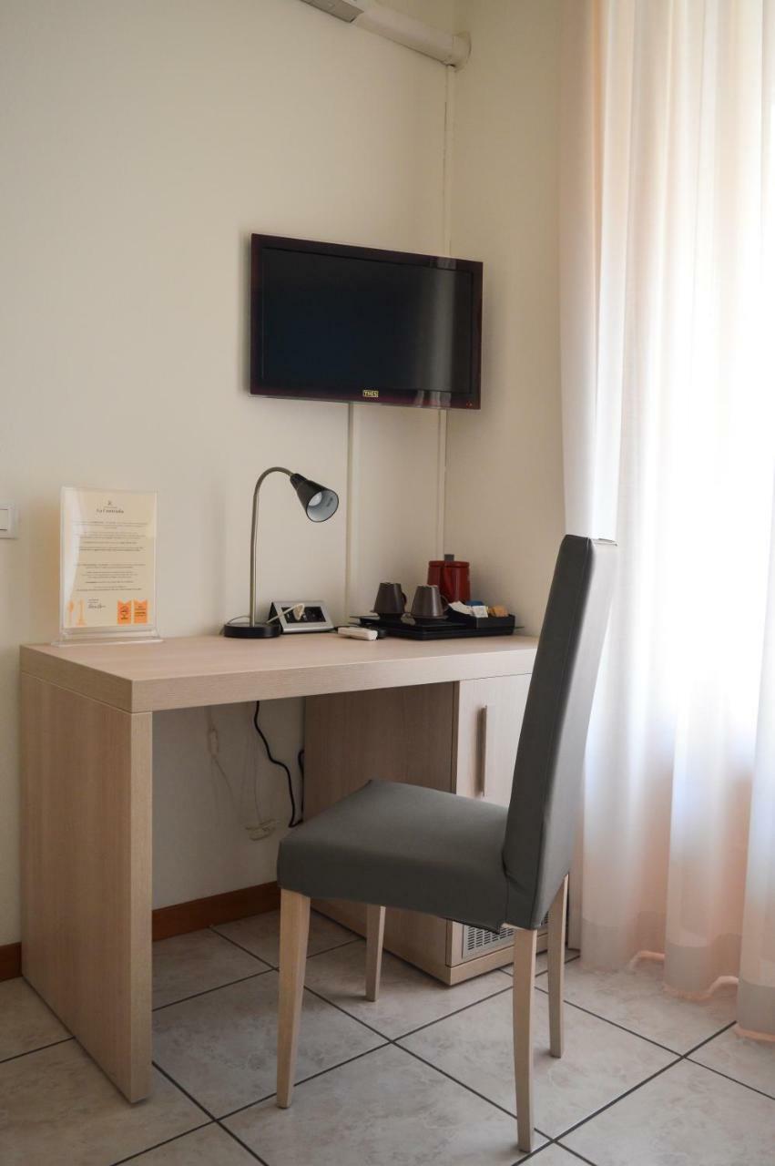 La Contrada Bed & Breakfast Sarnico Exterior photo