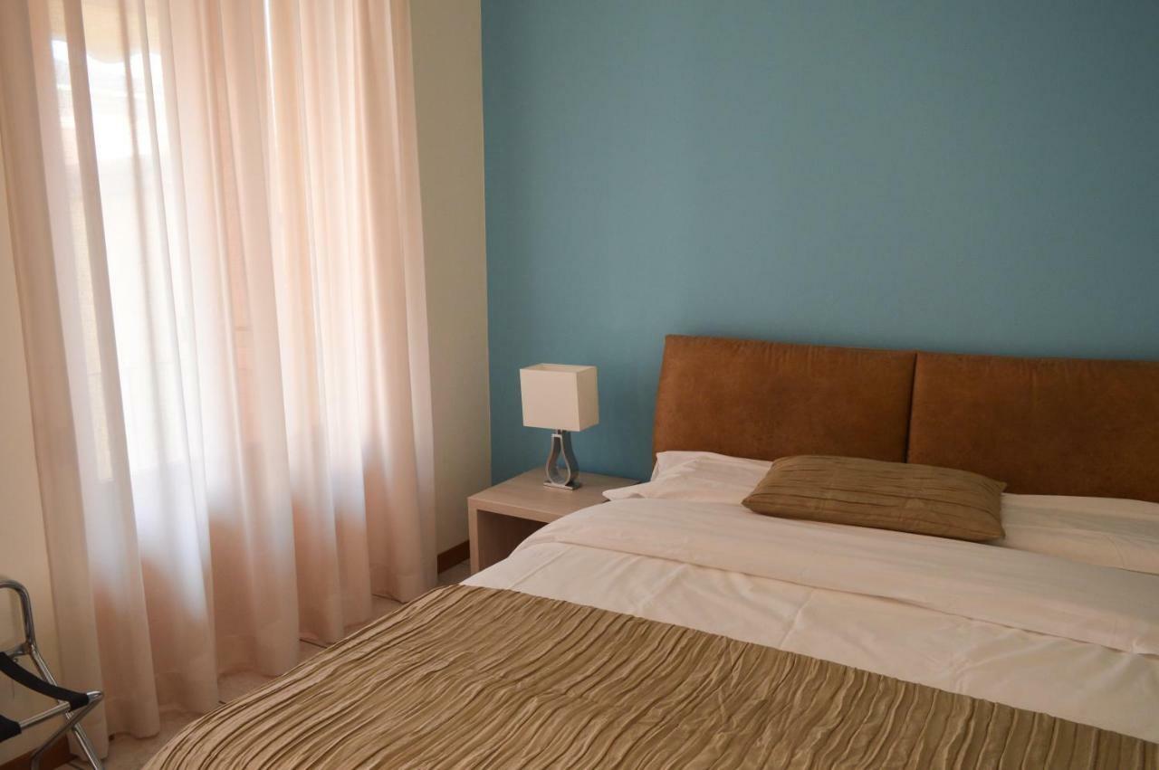 La Contrada Bed & Breakfast Sarnico Exterior photo